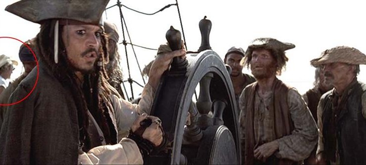 Um cowboy claramente é visto no Pérola Negra, de Jack Sparrow.