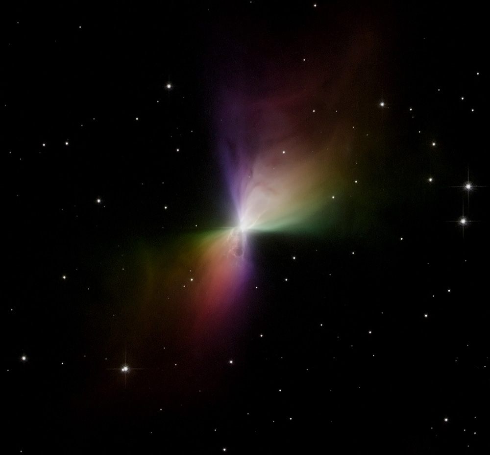 Nebulosa do Boomerang em toda a sua colorida glória. Imagem capturada pelo Telescópio Espacial Hubble.