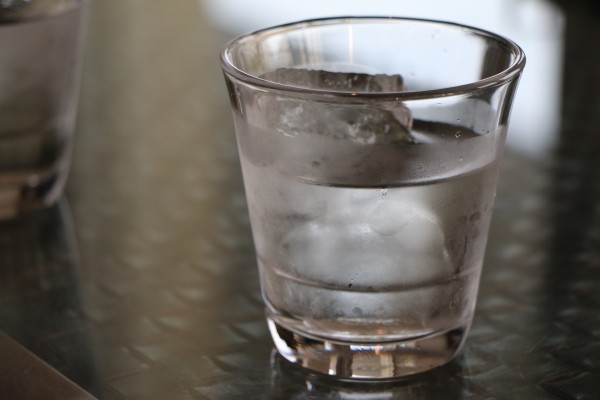cup-water-cafe-glass-glass-of-water-drink