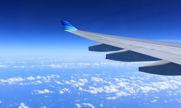 destinos turísticos modo avião pousa avião