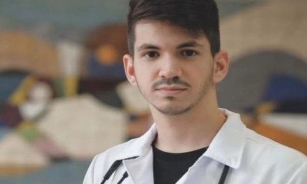 médico